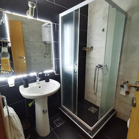 Adrijan Apartment *